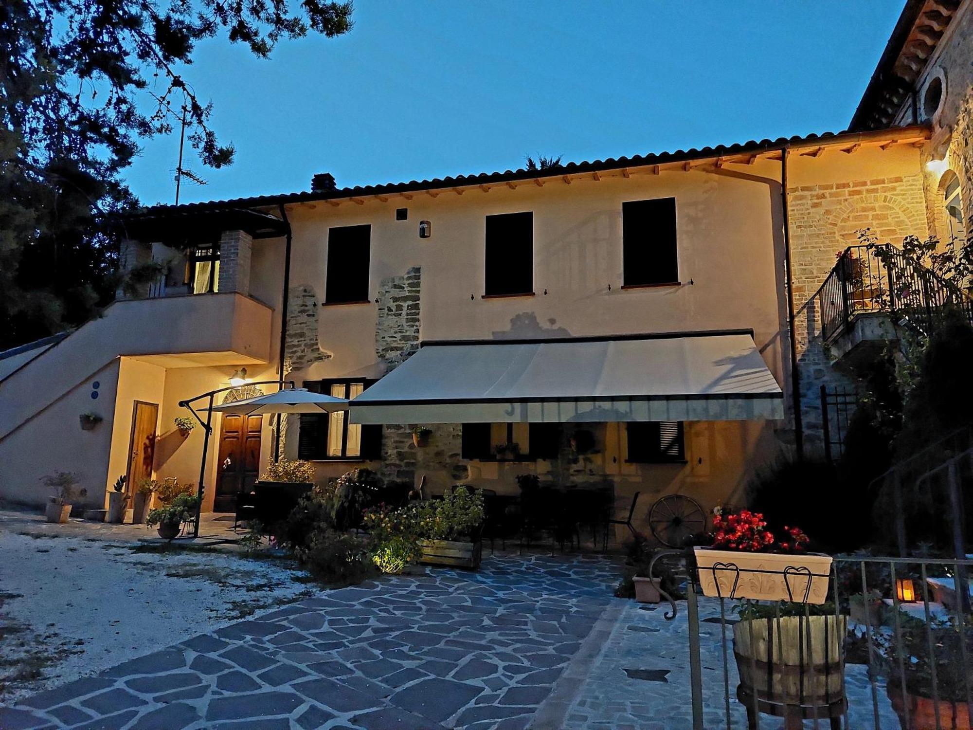 Il Ciottone Villa Nocera Umbra Luaran gambar