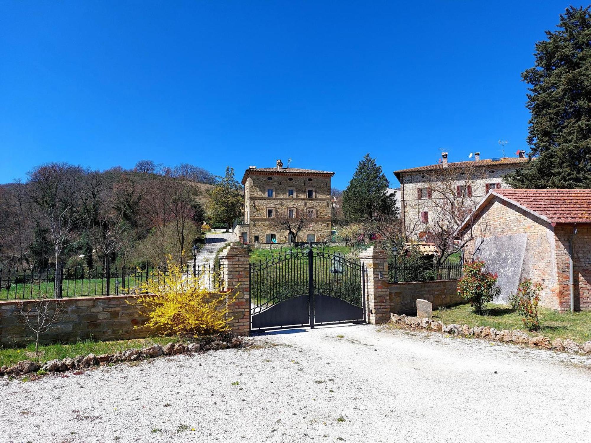 Il Ciottone Villa Nocera Umbra Luaran gambar