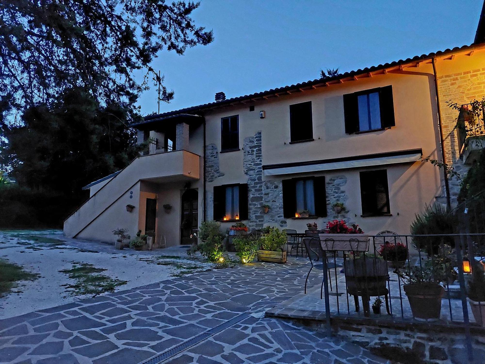 Il Ciottone Villa Nocera Umbra Luaran gambar