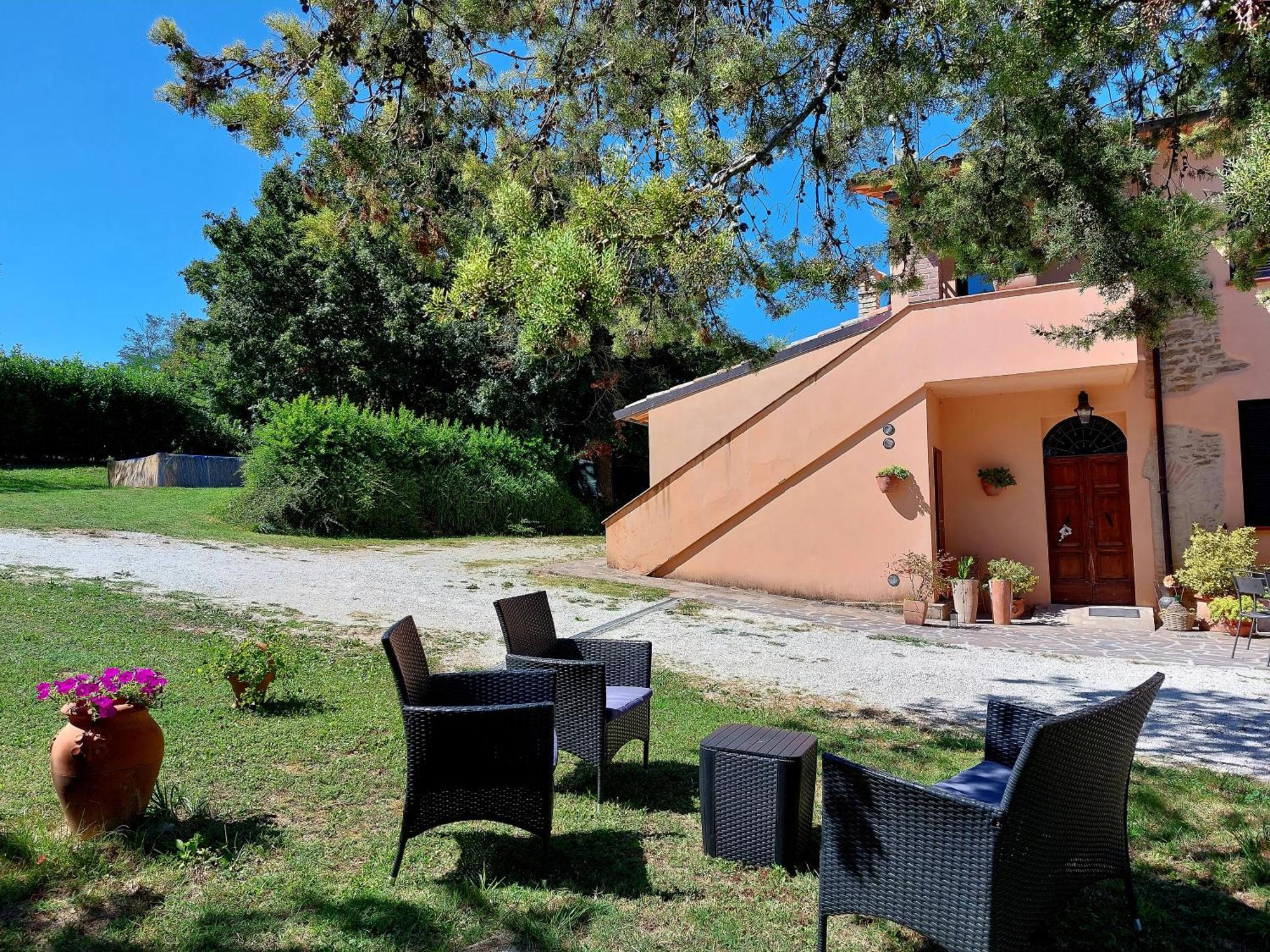 Il Ciottone Villa Nocera Umbra Luaran gambar